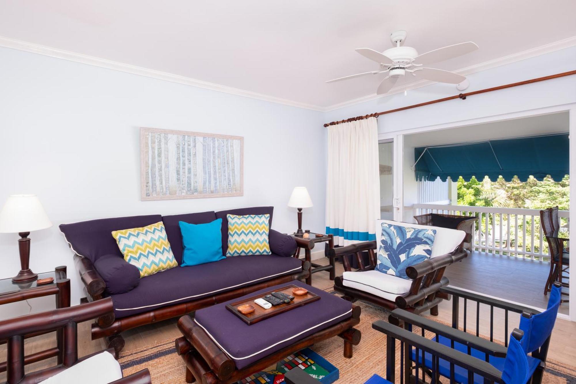 Jamaica Time Driftwood At Sea Palms 3Br 3Ba Condo In Ocho Rios With Pool And Beach Front With Views Only 10 Mins From Ochi Intl Airport Direct Flight From Miami St Mary Bagian luar foto