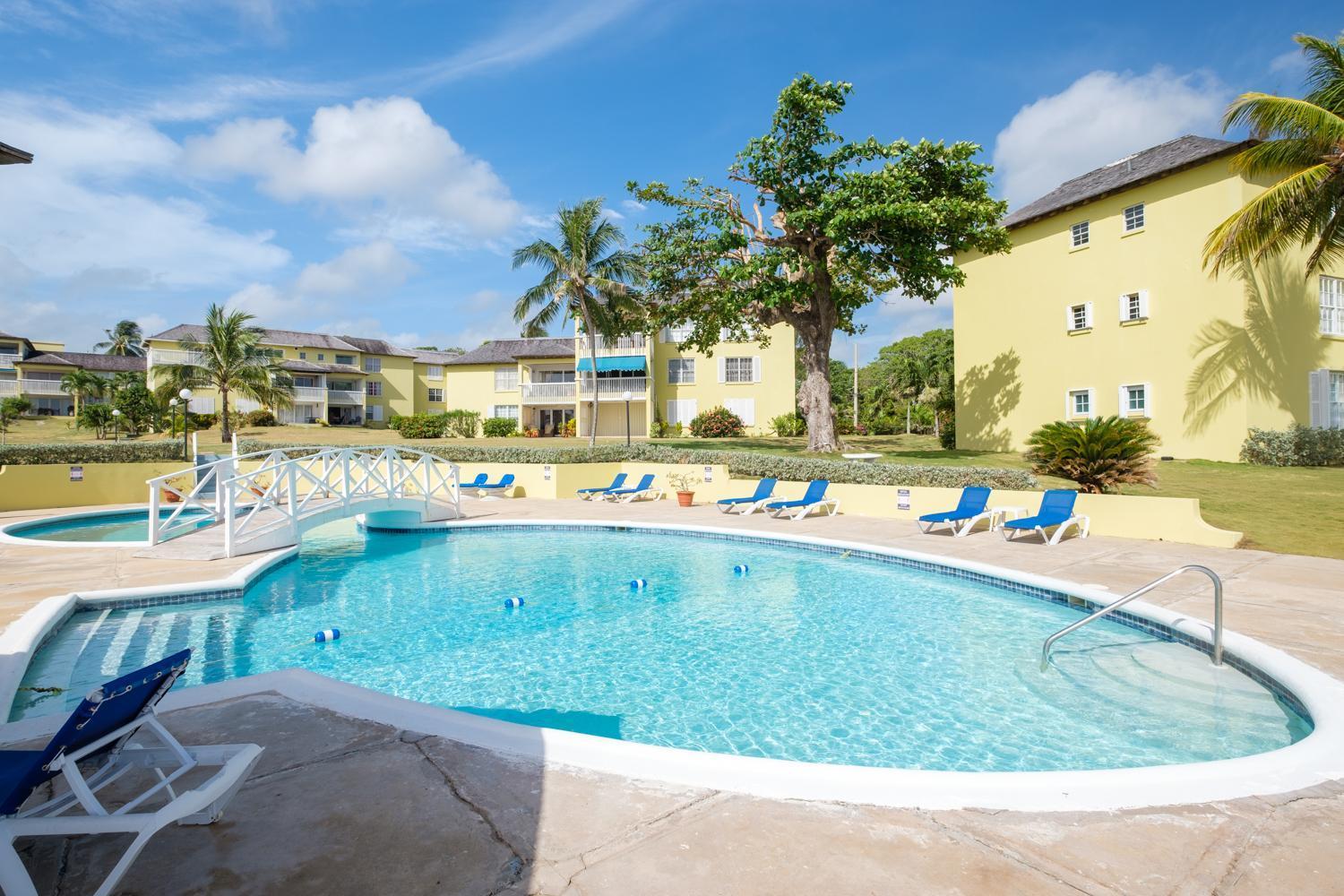 Jamaica Time Driftwood At Sea Palms 3Br 3Ba Condo In Ocho Rios With Pool And Beach Front With Views Only 10 Mins From Ochi Intl Airport Direct Flight From Miami St Mary Bagian luar foto