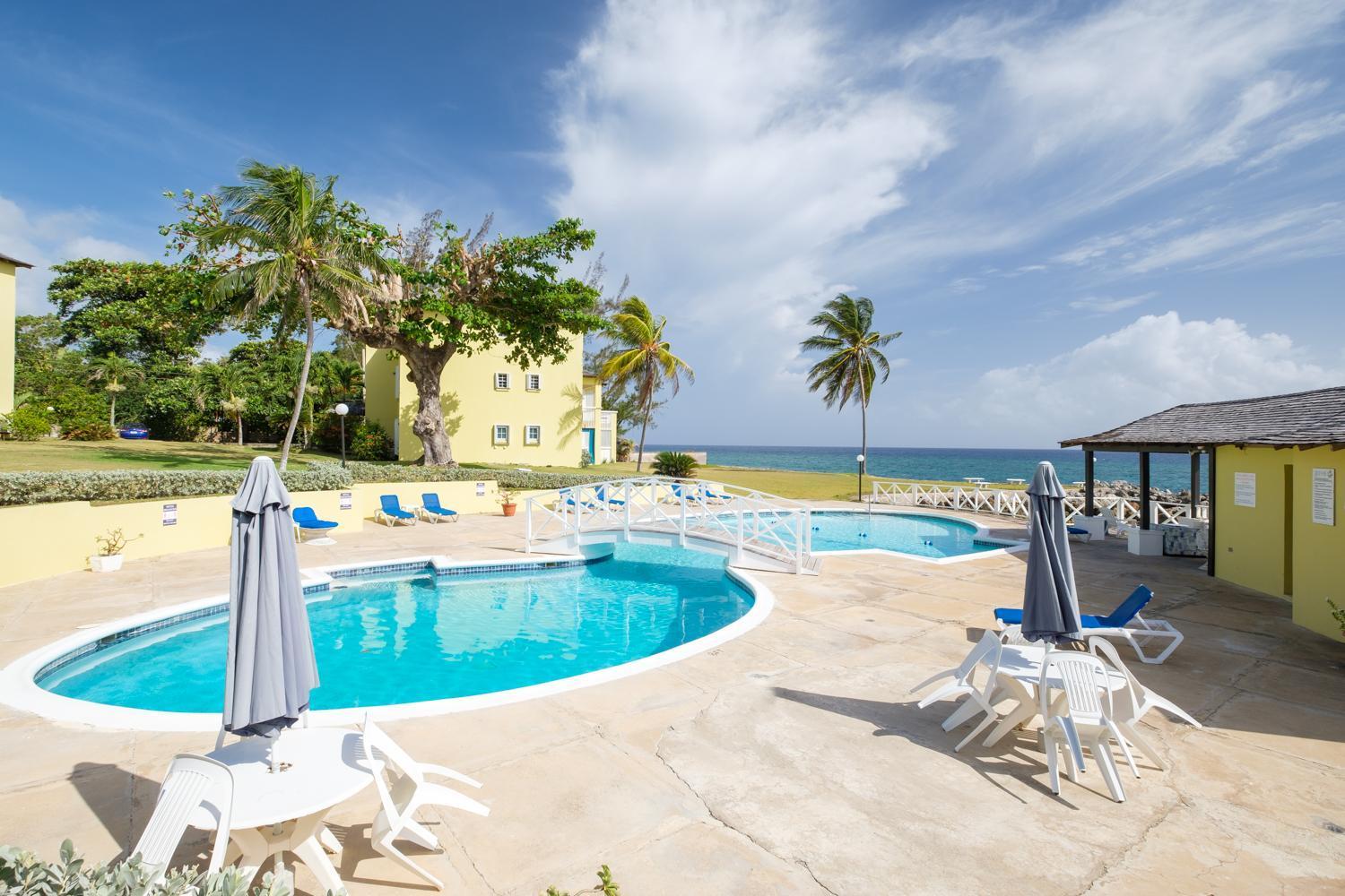 Jamaica Time Driftwood At Sea Palms 3Br 3Ba Condo In Ocho Rios With Pool And Beach Front With Views Only 10 Mins From Ochi Intl Airport Direct Flight From Miami St Mary Bagian luar foto